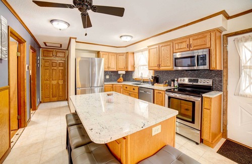 Paris Cottage | Waterfront Evart House on Chippewa Lake Channel