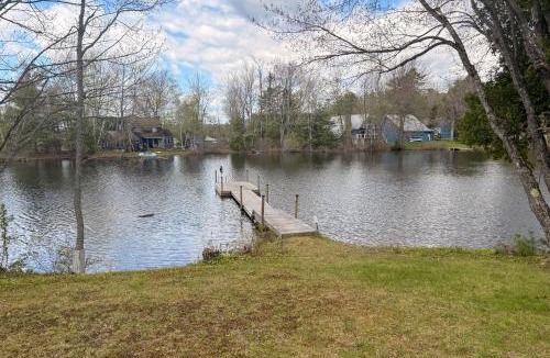 Lincoln House | Waterfront Family Home w/Seasonal Dock in Lincoln