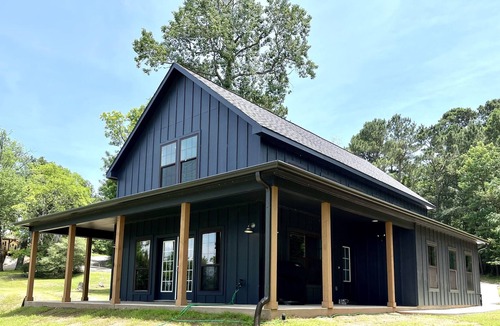 Oakhurst House | Waterfront Farmhouse Getaway. *Newly built