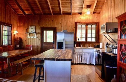 Arley House | Waterfront|Few stairs|Kayaks|Firepit|Games|EV