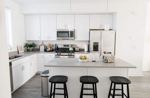 Olde Richmond House | Waterfront Fishtown Home with Garage