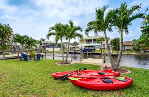 Biggar House | Waterfront Fort Myers Home: Private Pool & Dock