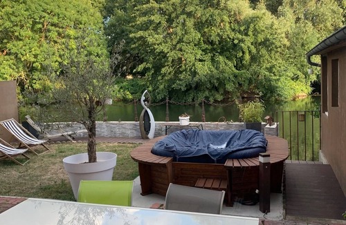 Maresche House | Waterfront Villa Romana with SPA