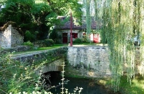 Buffon Cottage | Waterfront gîte - La Petite Forge Buffon 9p