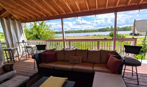 Rancocas House | Waterfront Gem