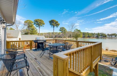 Reedville House | Waterfront Gem w/Deck & Views on Chesapeake Bay!