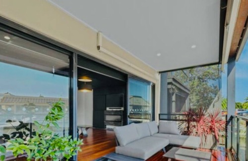 Patterson Lakes Apartment | Waterfront Getaway