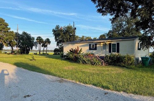 Port Royal House | Waterfront Getaway in Port Royal's Historic Old Village