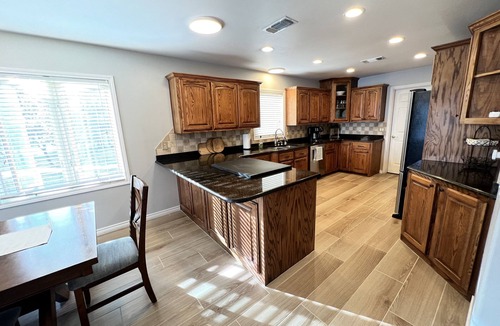 Brownwood House | Waterfront Getaway with Pool, Privat Boat Ramp, Dock & Amazing Views