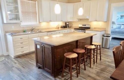 Port O Connor House | WATERFRONT GK Bay Place