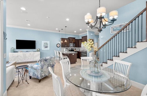 Villa Lago House | Waterfront ~ Golf Cart ~ Community Pool ~ Patio