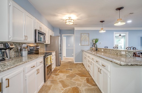 Gordon House | Waterfront Gordon Retreat w/ Hot Tub & Boat Dock!