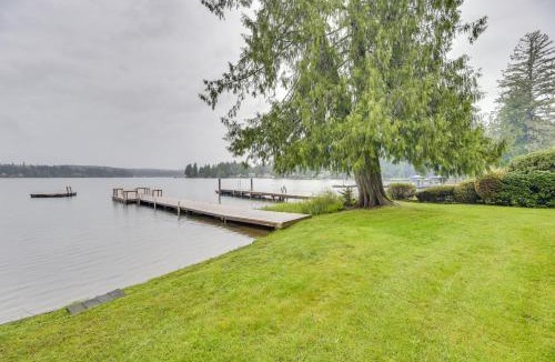 Grapeview House | Waterfront Grapeview Escape with Boat Dock and Views!