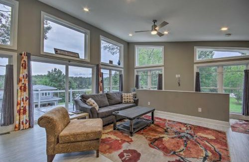 Greenwood House | Waterfront Greenwood Getaway with Deck and Grill!