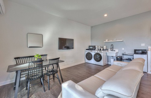 Nashville Apartment | Waterfront Guest House Suite, River Views 15 minutes from Downtown! Pet Friendly