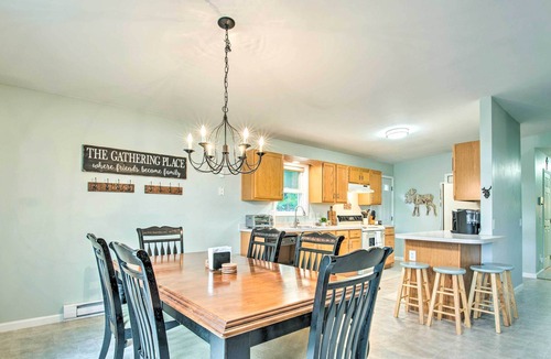 Union Dale House | Waterfront Hideaway ~ 3 Mi to Elk Mountain!