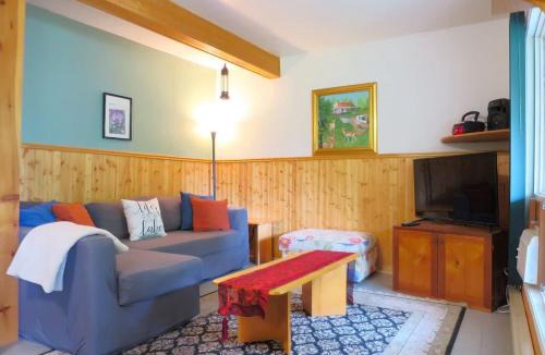 Blue Sea House | Waterfront hiking trails ATV Skidoo