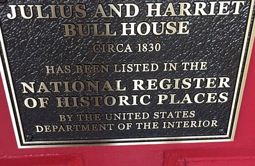 Seneca Falls House | Waterfront Historic Register 1830 Cobblestone Lake House