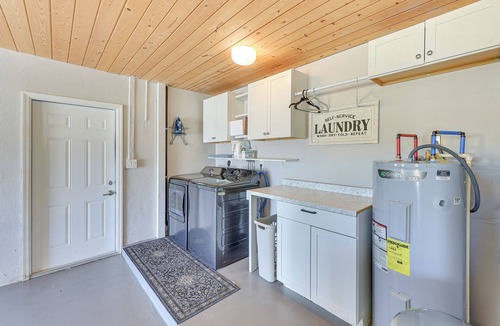 North Fort Myers House | Waterfront Home w/Boat Dock & Bar in N Fort Myers