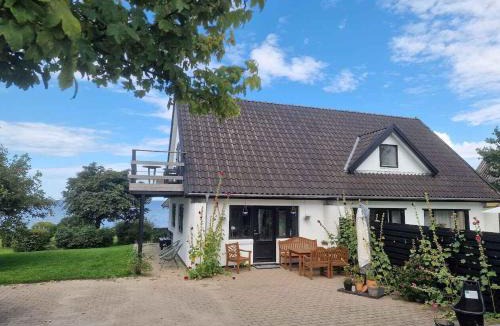Havnsø Villa | Waterfront Holiday For Multiple Generations