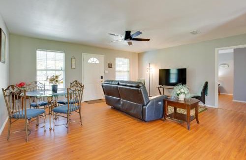 Emory House | Waterfront Home at Lake Fork w/Boardwalk