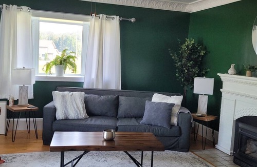 Soldier Pond House | Waterfront Home for Outdoor Adventures