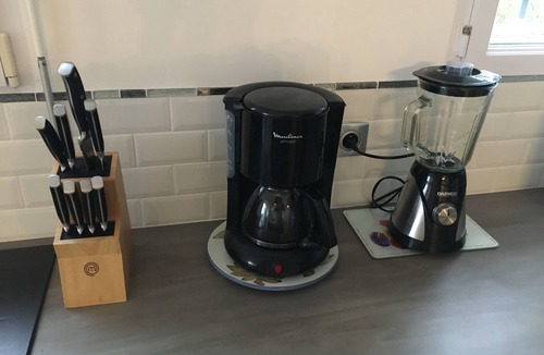 Roscoff House | WATERFRONT HOME