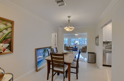 Tropic Palms House | Waterfront Home! Gulf Stream with Kayaks