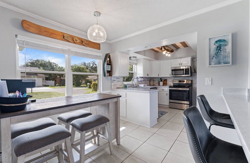 Crystal River House | Waterfront home. Heated Pool. 3bed 2bth. READY FOR A 5⭐️ STAY?