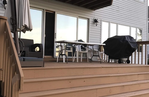 Annapolis House | Waterfront home in Annapolis MD with private pier