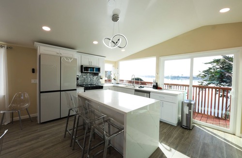 Old Town House | Waterfront Home in Bodega Bay! 3Beds, 2Baths & panoramic ocean views.