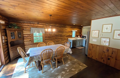 Hebron Cabin | Waterfront home in Hebron with sandy beach