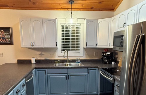 Toccoa House | Waterfront Home In Toccoa with Hot Tub