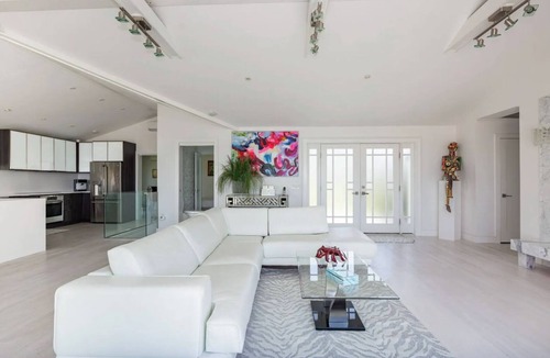 Flanders House | Waterfront home, infinity pool, private beach, and amazing sunsets!