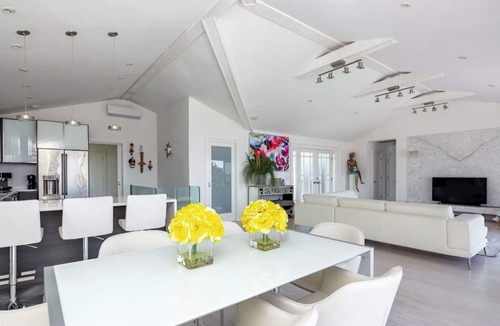 Flanders House | Waterfront home, infinity pool, private beach, and amazing sunsets!