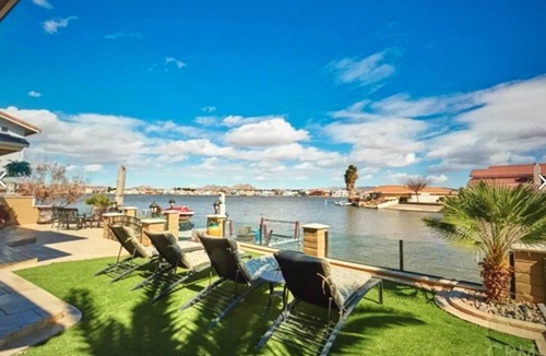 Spring Valley Lake House | WATERFRONT home in Spring Valley Lake.