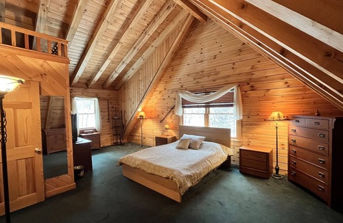 South Casco Cabin | Waterfront Home Private Boat Dock!