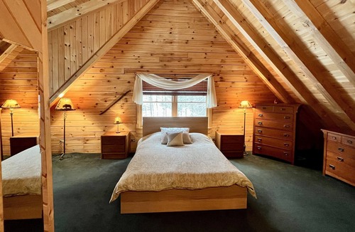 South Casco Cabin | Waterfront Home Private Boat Dock!