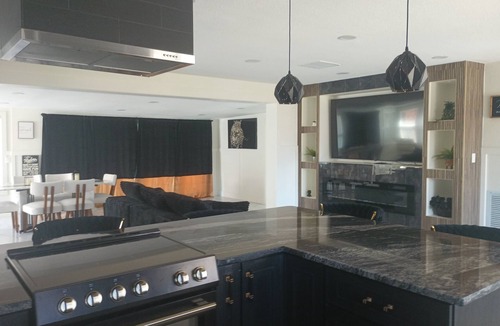 Shore Acres House | Waterfront Home Shore Acres