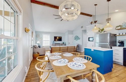 Flour Bluff House | Waterfront home with private pool & dock - outdoor patio with a view