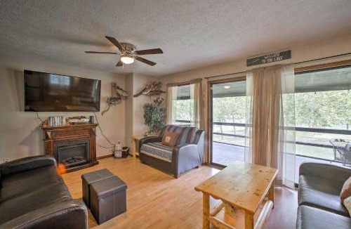 Golden House | Waterfront Home w/Fire Pit on Table Rock Lake