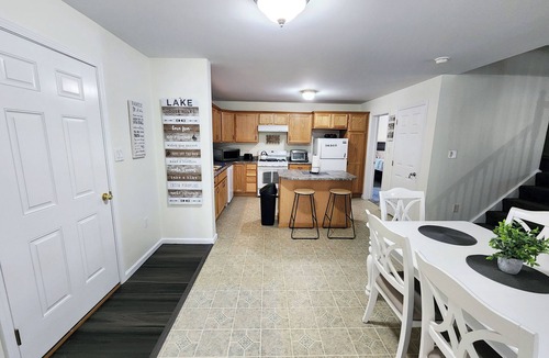 Waterford House | Waterfront Home w/Large Yard, Fire Pit, Grill