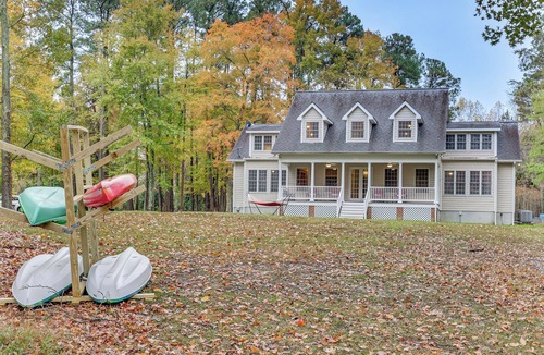 Lancaster House | Waterfront Home w/Private Boat Dock in Lancaster!