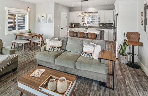 Post Falls House | Waterfront home w/River access & Amazing views