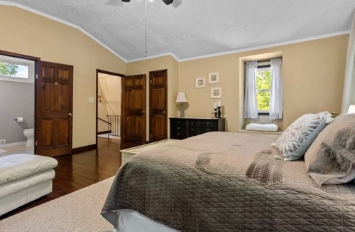 Kilmarnock House | Waterfront Home w/ Screened Porch, Dock, Fire Pit🔥