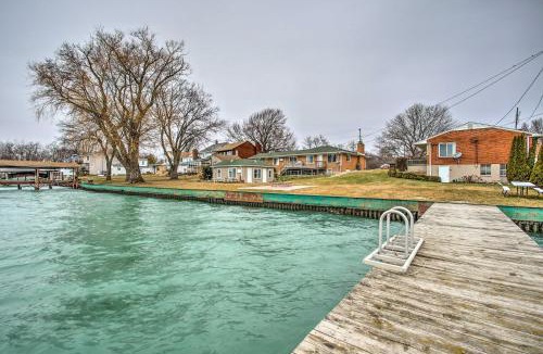 Anchorville House | Waterfront Home w/Shared Dock on Lake St. Clair!