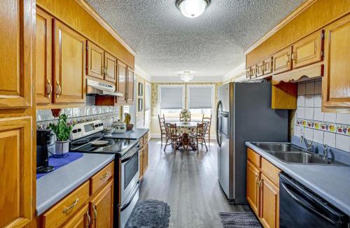 Bogart House | Waterfront Home w/Views on Bear Creek Reservoir!