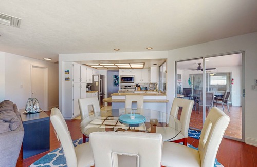 Marco Island House | Waterfront Home with Private Dock & Enclosed Lanai - Near Residence Beach