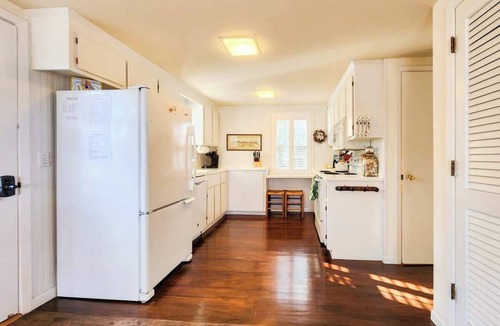 Summersea House | Waterfront Home with Ample Space in New Seabury!