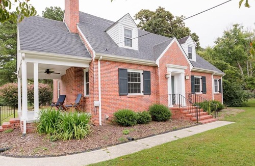 Weems House | Waterfront Home With Boat Dock & Study